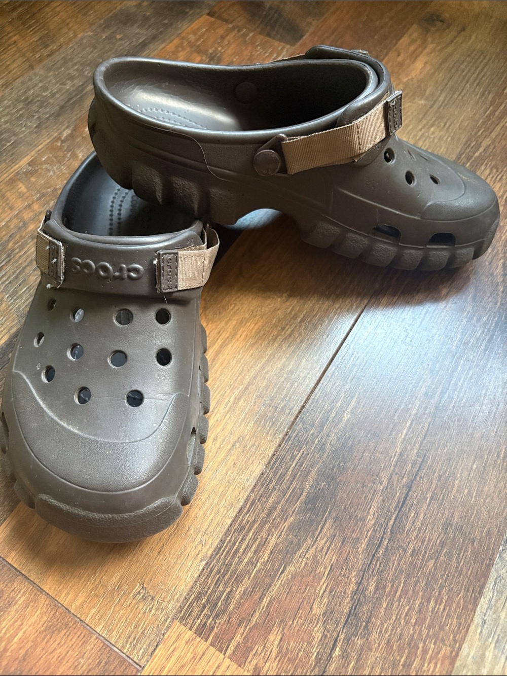 SZ 9 CROCS BROWN OFF-ROAD SPORT CLOG cottagecore